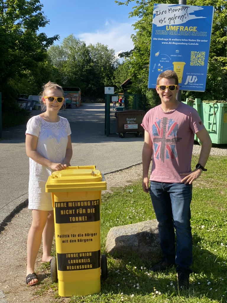 Wertstoffhof-Tour: Gelbe Tonne 'Ihre Meinung ist nicht für die Tonne!' mit Gesprächspartner am Wertstoffhof